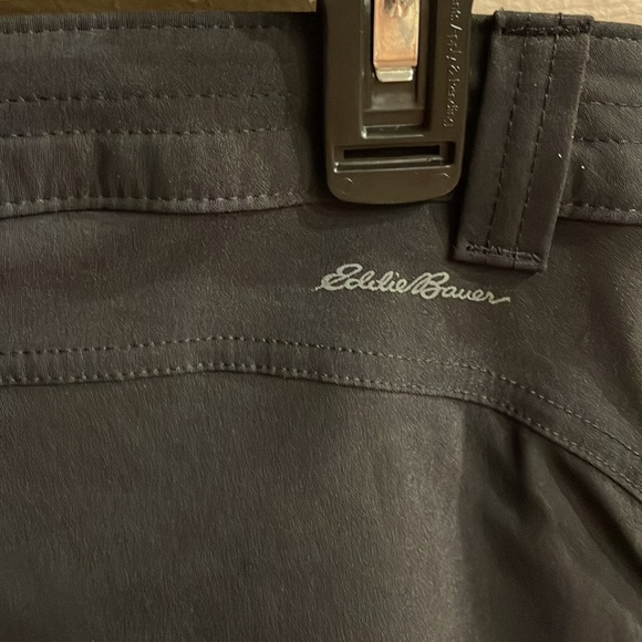 EDDIE BAUER women’s rainier Capri black / pockets wicking stretch size 4 - Picture 8 of 13